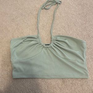 crop top size small